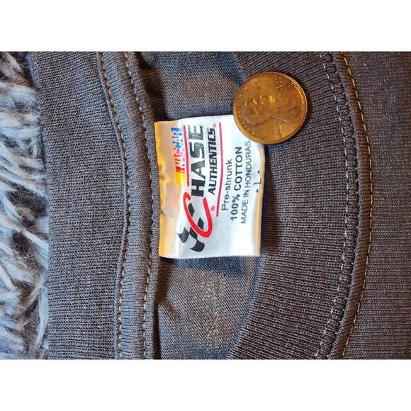 Chase Authentics Mens L T-Shirt NASCAR Jimmie Johnson Lowes #48 AOP 2011 - Picture 4 of 9